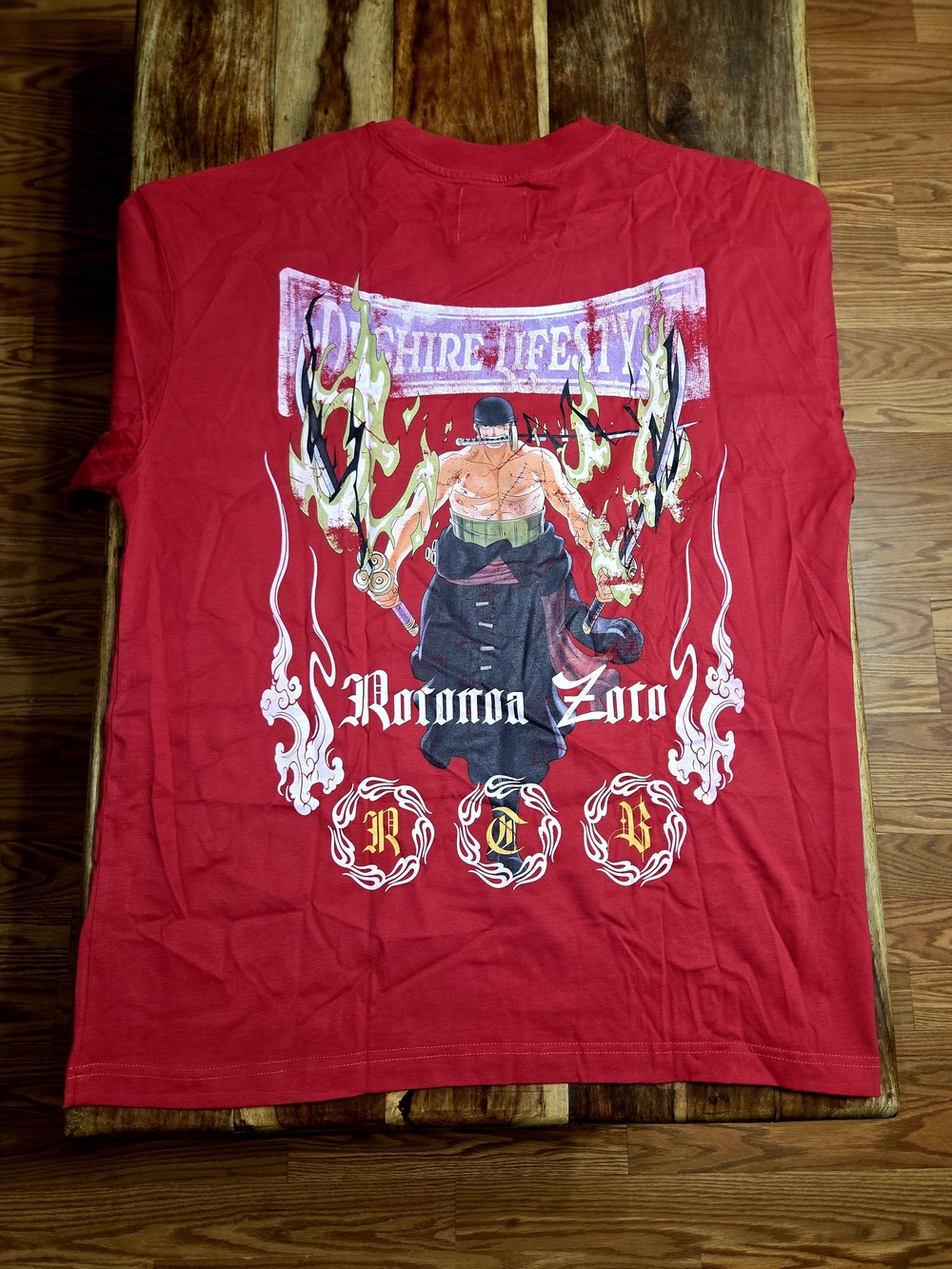 Deshire/One-Piece "ZORO" Men's Red Graphic Tee. Size X-Large